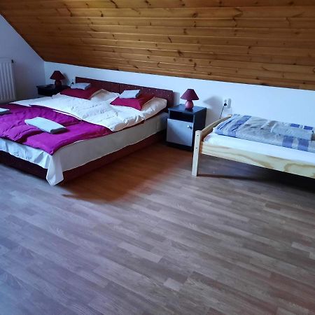 Hat Testver Fogado Domsod Zewnętrze zdjęcie